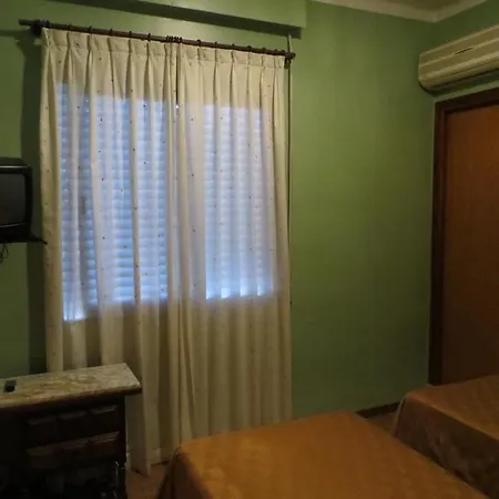 Vera ゲストハウス Carlet